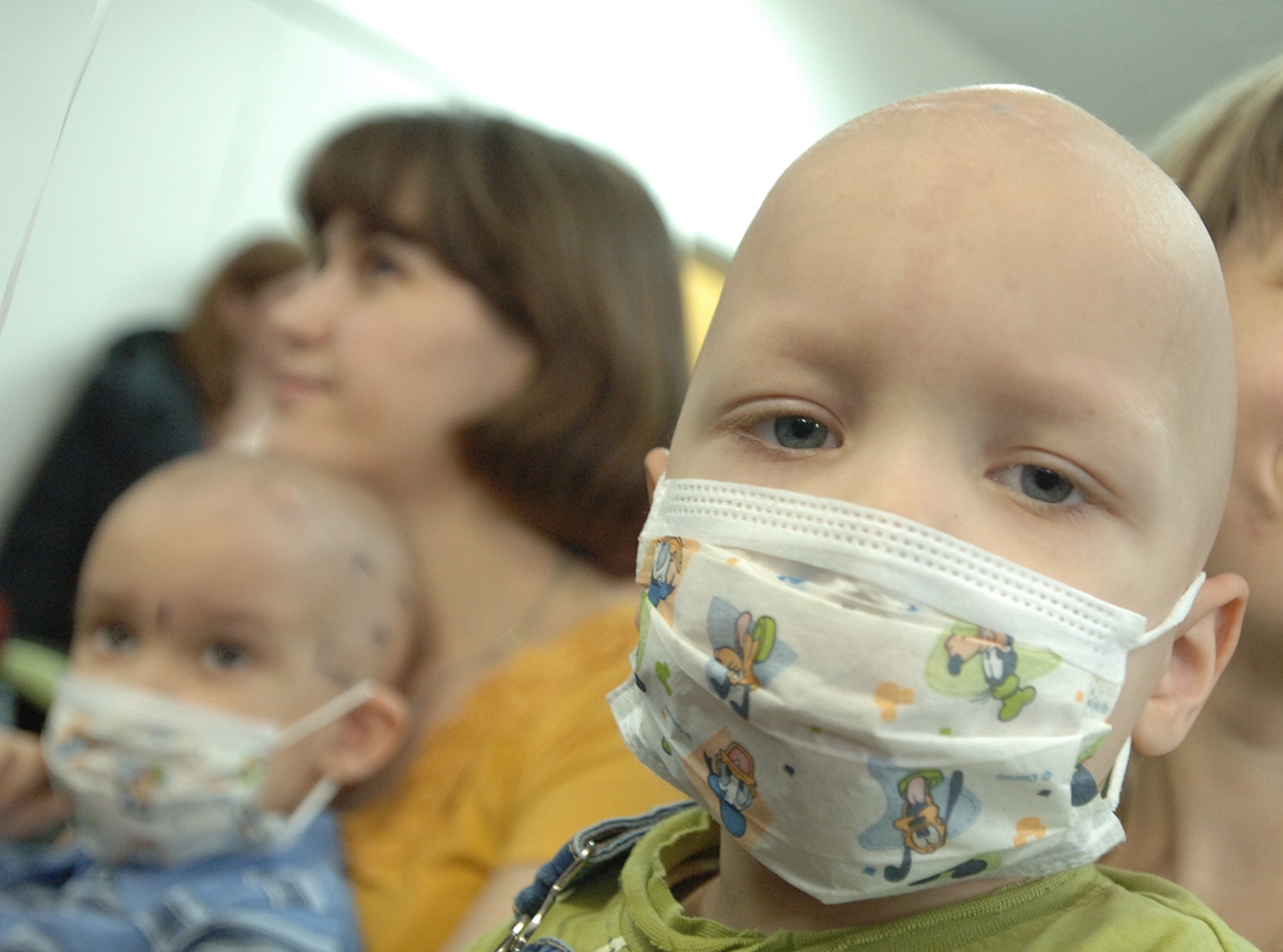 Ребенок рак родители. Дети больные онкологией.